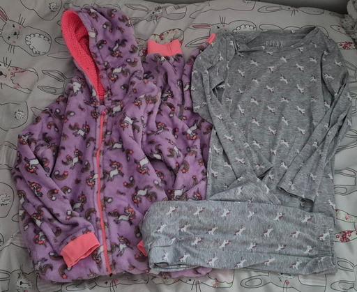 Buy & Sell Ocker Hill Sandwell - Photos for Girls mixed pyjama bundle