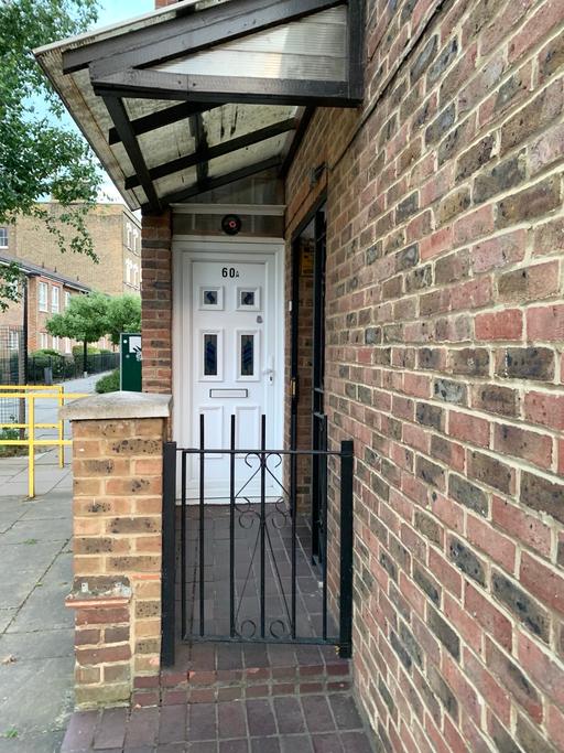 Residential Property Walworth South East London - Photos for One-Bedroom Flat for Rent