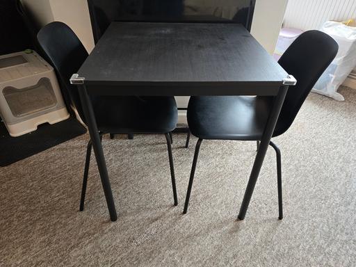 Buy & Sell Berrylands South West London - Photos for Black table with 2 chairs