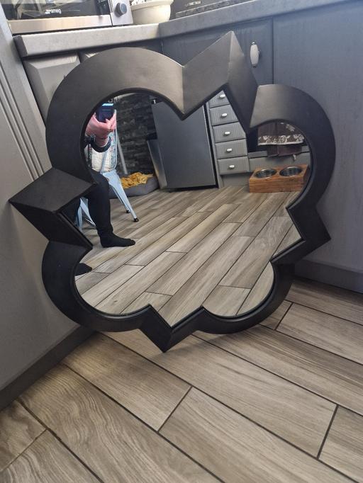 Buy & Sell Scholes Rotherham - Photos for Large black metal mirror