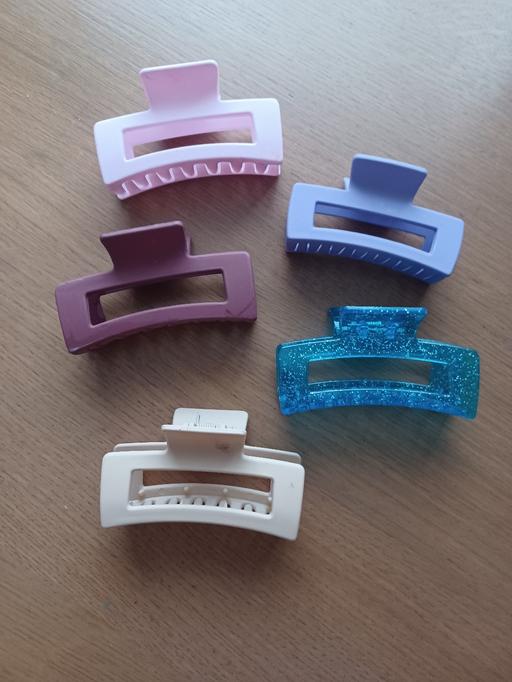 Buy & Sell Eckington North East Derbyshire - Photos for 5 x bull dog hair clips