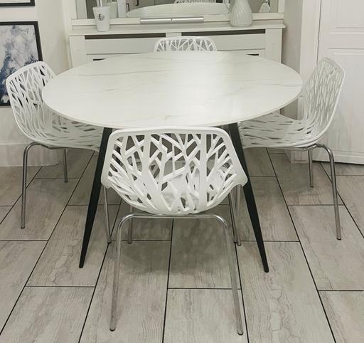 Buy & Sell Lyng Sandwell - Photos for Table and 4 chairs