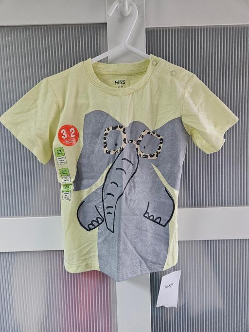 Buy & Sell Weston Point Halton - Photos for 🌟NEW🌟 Age 2-3 M&S tshirt