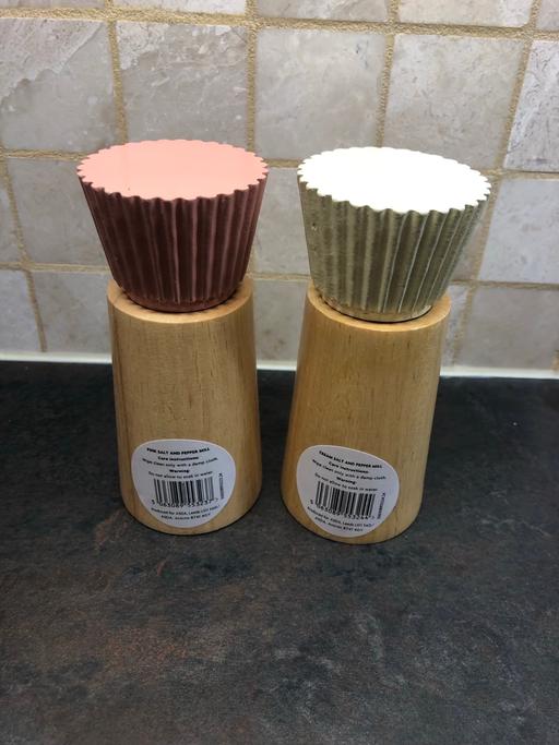 Buy & Sell Roby Knowsley - Photos for Salt and Pepper Mills