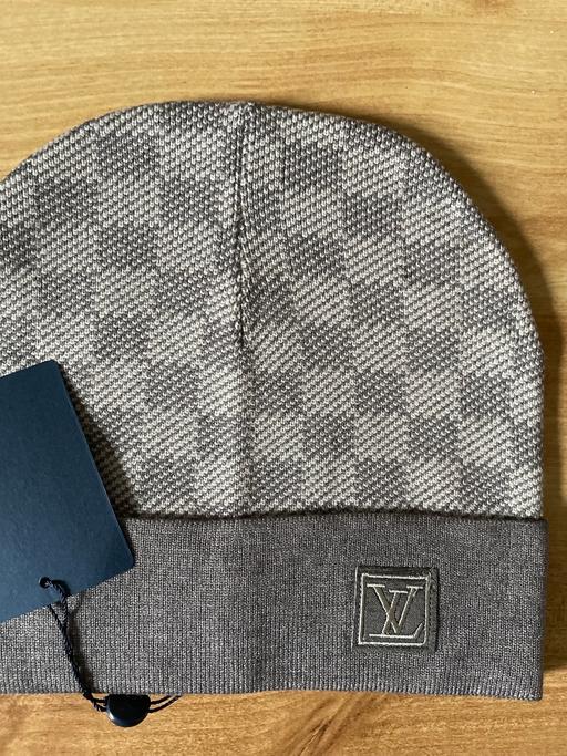 Buy & Sell Whitstable Canterbury - Photos for Grey LV Beanie.