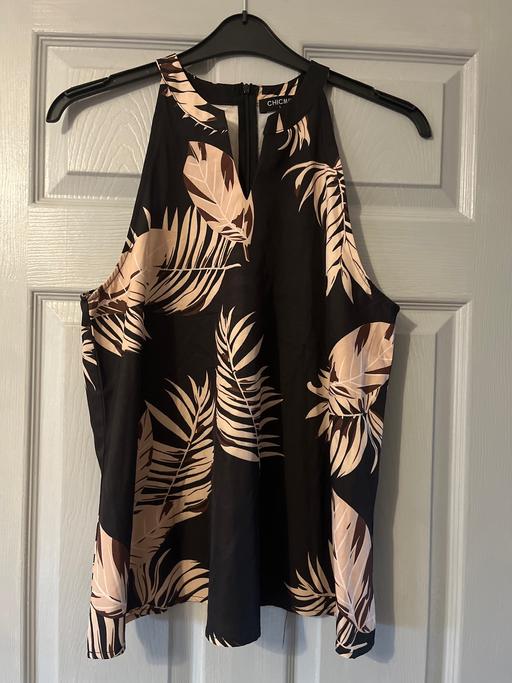 Buy & Sell Conisbrough Doncaster - Photos for Stunning summer top leaf designs size 12