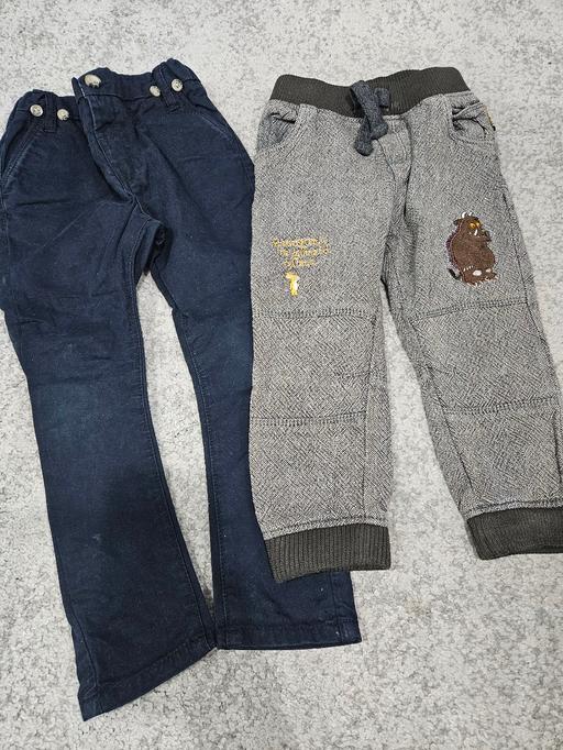 Buy & Sell Weston Point Halton - Photos for Age 2-3 boys trousers bundle