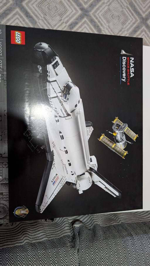 Buy & Sell Harringay North London - Photos for LEGO Icons NASA Space Shuttle Discovery 10283