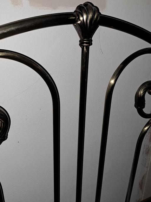 Buy & Sell Romford Havering - Photos for brass headboard double/ king-size