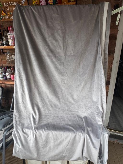 Buy & Sell Amblecote Dudley - Photos for Silver velvet effect curtains