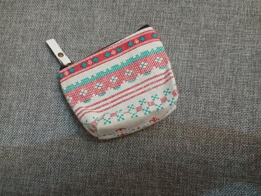 Buy & Sell Radcliffe Bury - Photos for Purse New