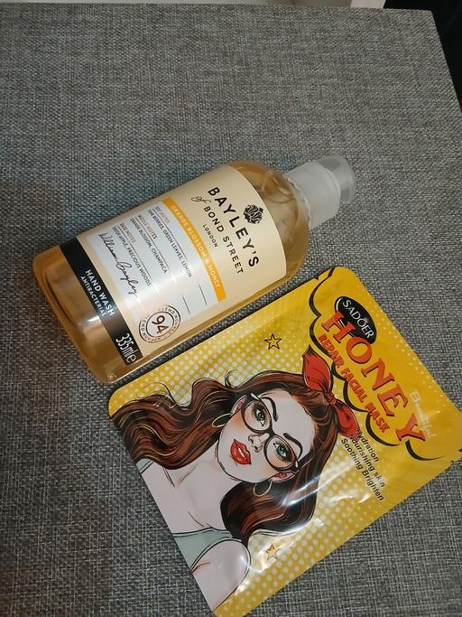 Buy & Sell Bradley Fold Trading Estate Bury - Photos for Hand Wash & FaceMask New