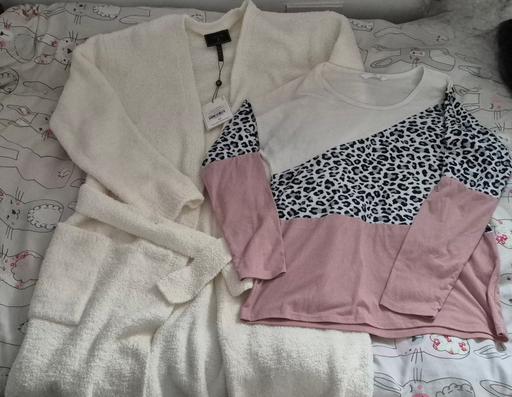 Buy & Sell Ocker Hill Sandwell - Photos for ladies mixed clothing bundle