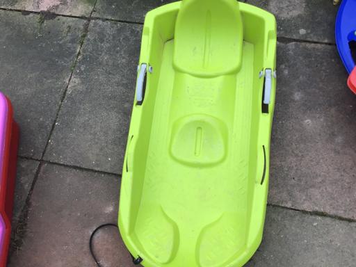 Buy & Sell Essington Wolverhampton - Photos for Strong green sledge