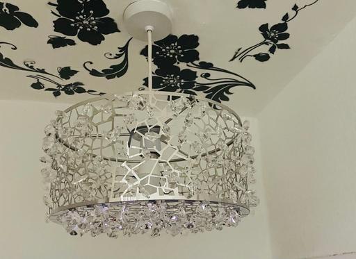 Buy & Sell Aston Birmingham - Photos for Next crystal easy fit lampshade