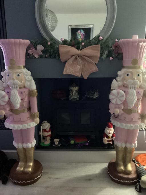Buy & Sell Southdene Knowsley - Photos for Selling x2 pink nut crackers brand new