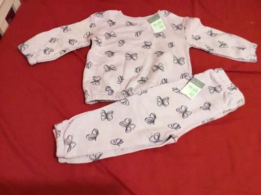 Buy & Sell Woodcross Wolverhampton - Photos for New Jogging Suit Age 18/24 months