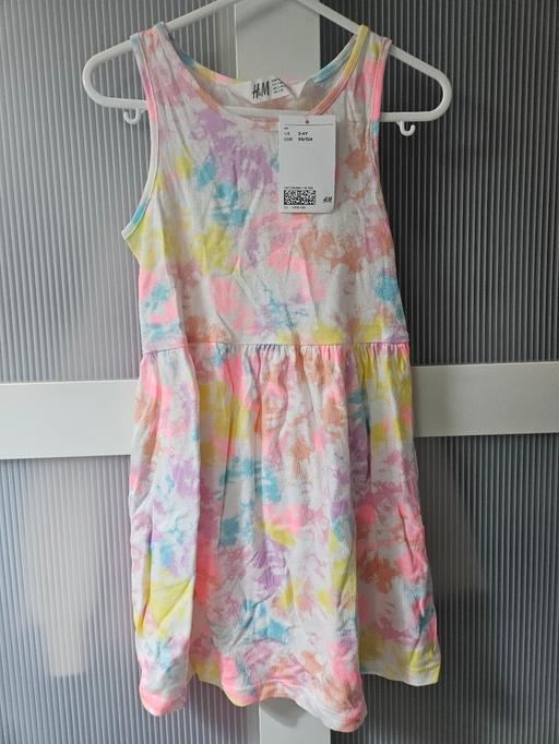 Buy & Sell Weston Point Halton - Photos for 🌟NEW🌟 Age 2-4 H&M dress