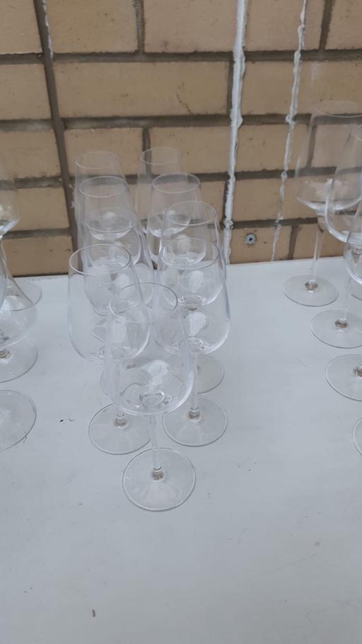 Buy & Sell Camberwell South East London - Photos for Wine glasses another set