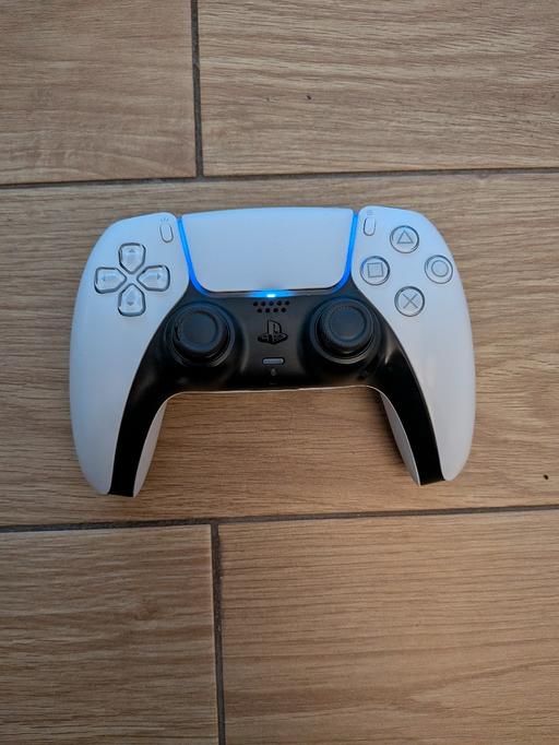 Buy & Sell Lye Dudley - Photos for PS5 Control Pad 