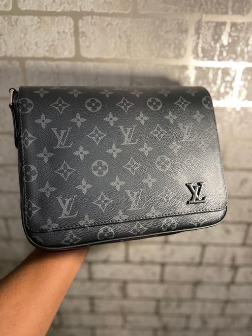 Buy & Sell Birmingham Birmingham - Photos for Lv Messenger Men’s Bag