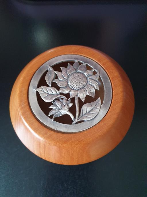 Buy & Sell Upper Gornal Dudley - Photos for wooden pot pourri bowl