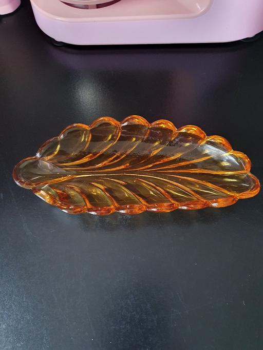 Buy & Sell Upper Gornal Dudley - Photos for vintage leaf shaped dish