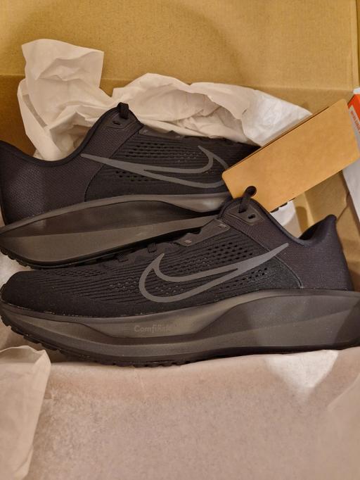 Buy & Sell Aylestone Leicester - Photos for brand new mens Nike quest 6 trainers size 10