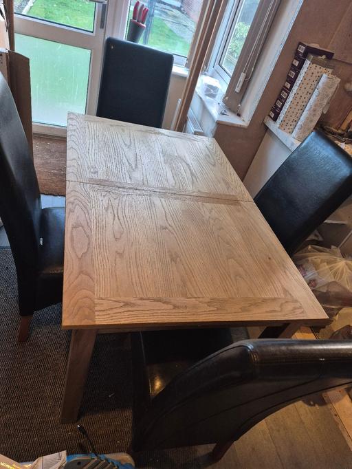 Buy & Sell Hamstead Industrial Estate Birmingham - Photos for Dining table and 6 chairs