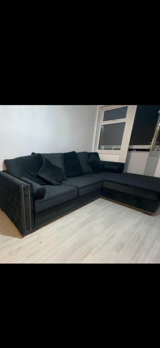 Buy & Sell Birmingham City Centre Birmingham - Photos for Black velvet corner sofa left hand.