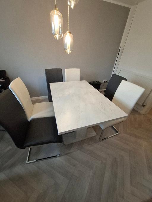 Buy & Sell Watford Town Centre Watford - Photos for dinning table and 6 chairs