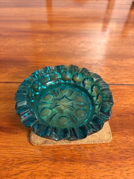 Buy & Sell East Malling Tonbridge and Malling - Photos for Glass ashtray