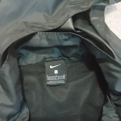 Buy & Sell Erdington Birmingham - Photos for Boys nike wind runner