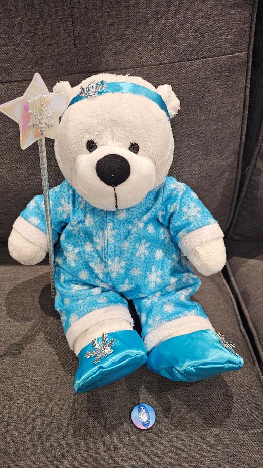 Buy & Sell Redbridge East London - Photos for White teddy Frozen theme