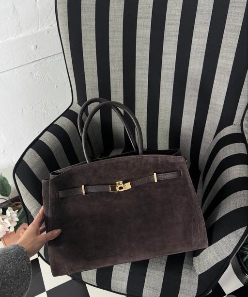 Buy & Sell Chafford Hundred Thurrock - Essex - Photos for Stunning Large suede leather bag