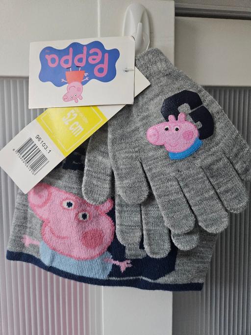 Buy & Sell Weston Point Halton - Photos for 🌟NEW🌟 52cm PEPPA PIG hat set