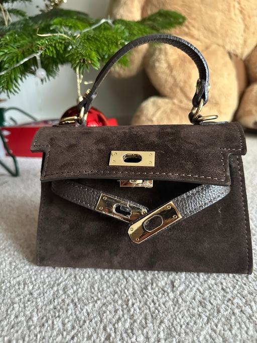 Buy & Sell Grays Thurrock - Essex - Photos for Small suede leather bag