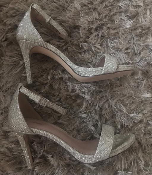 Buy & Sell Saint Augustines Bristol - Photos for NEXT gold strappy sandals (size 3 UK)
