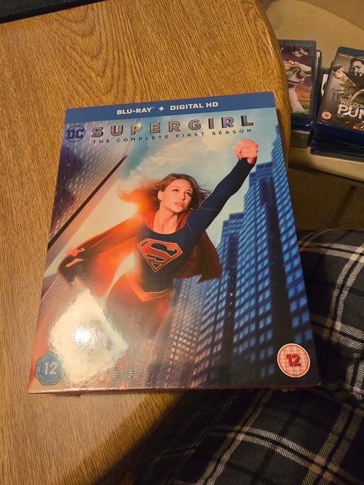 Buy & Sell Finchampstead Wokingham - Photos for supergirl- the complete first season blu ray