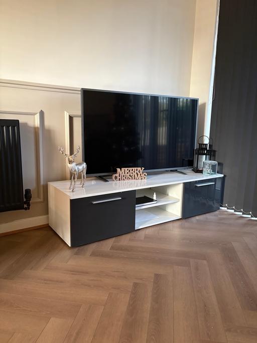 Buy & Sell Badgers Dene Thurrock - Essex - Photos for Tv unit grays rm17 5fh