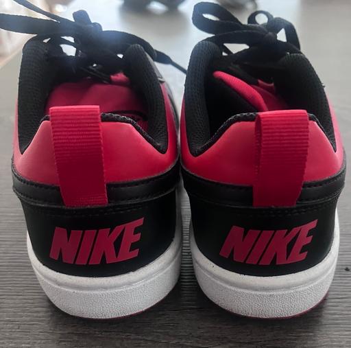 Buy & Sell Crank Saint Helens - Photos for Nike red/ black trainers .4