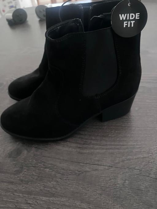 Buy & Sell Crank Saint Helens - Photos for Ankle Boots size 6 wide fit