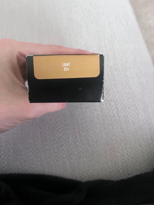 Buy & Sell Crank Saint Helens - Photos for Kvd good Apple foundation 024 light