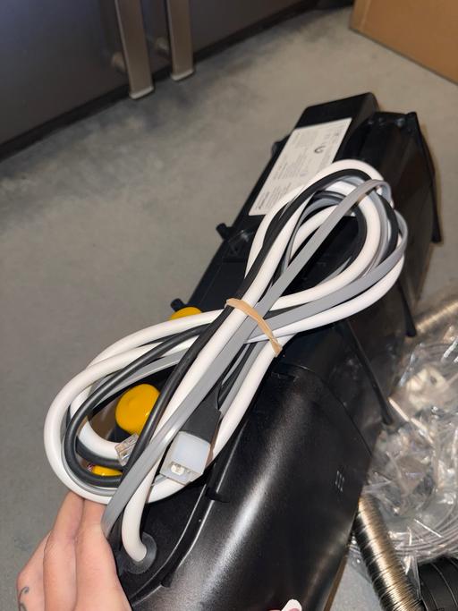 Buy & Sell Ilford Redbridge - Photos for whale heat air underfloor space heater