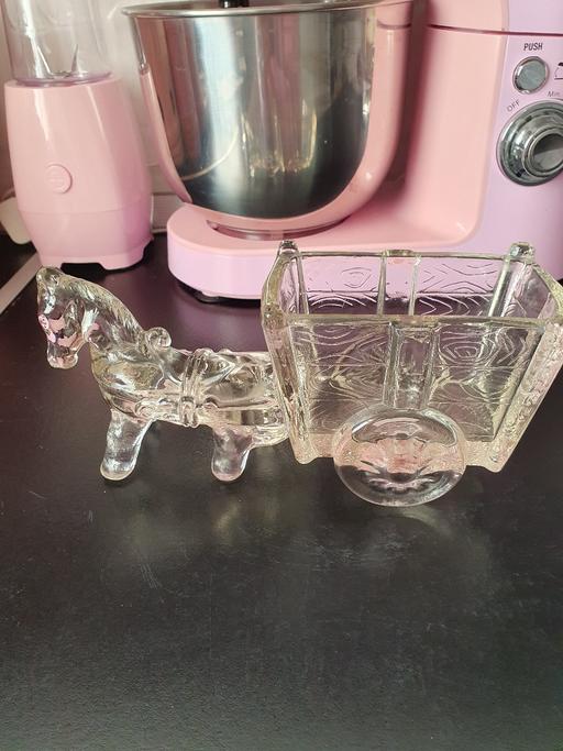 Buy & Sell Upper Gornal Dudley - Photos for vintage 1960s glass horse & cart