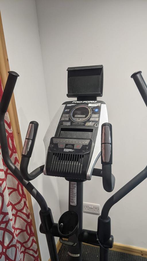 Buy & Sell Wells-in-the-Field Basingstoke and Deane - Photos for Proform iFIT Cross Trainer