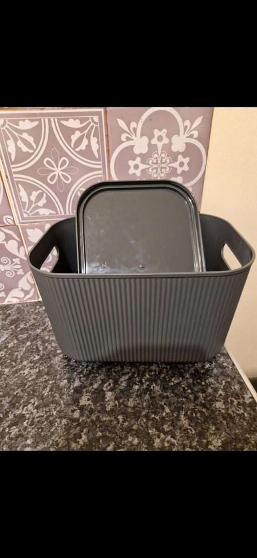 Buy & Sell Leicester City Centre Leicester - Photos for small storage tub with lid