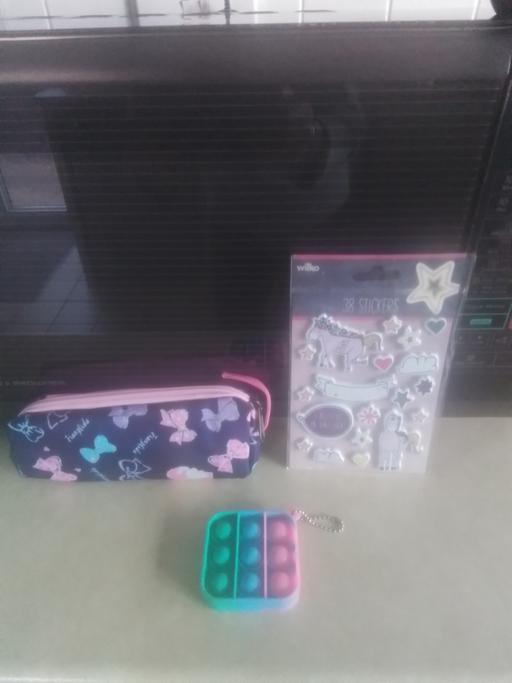 Buy & Sell Streetly Walsall - Photos for GIRLS ITEMS