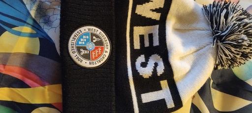 Buy & Sell Kingston Park Newcastle upon Tyne - Photos for West Didsbury & Chorlton bobble hat . cool.