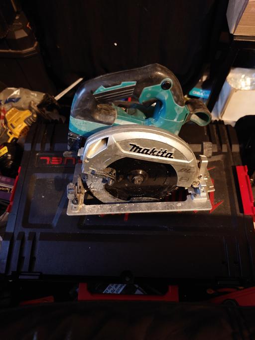 Buy & Sell Sydenham Hill South East London - Photos for Makita 18v circular saw dhs660